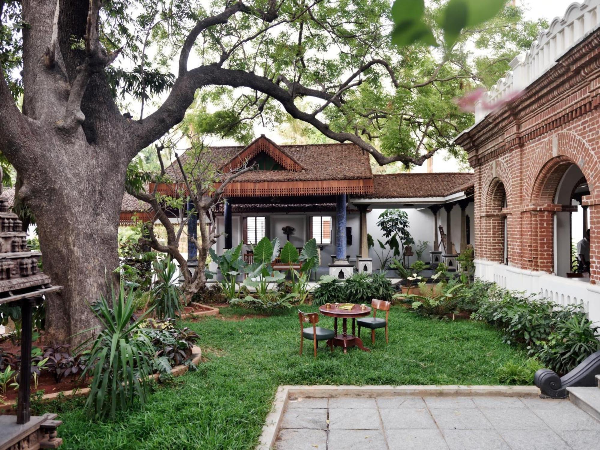 Svatma - A Luxury Heritage Resort Thanjavur Buitenkant foto
